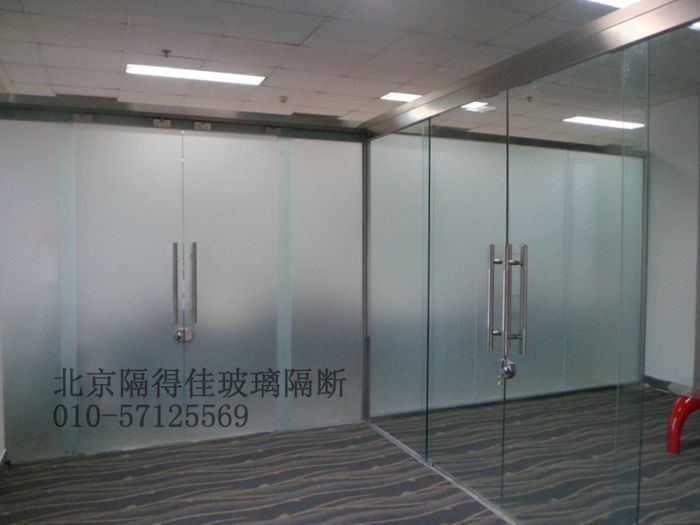 不銹鋼玻璃隔斷的保養(yǎng)與維護(hù)