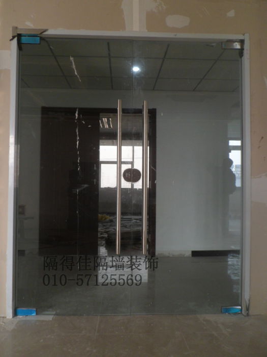 玻璃隔斷公司為您介紹玻璃隔斷的選材